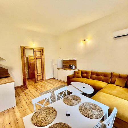 Skyler Vintage Apartments Plovdiv Esterno foto