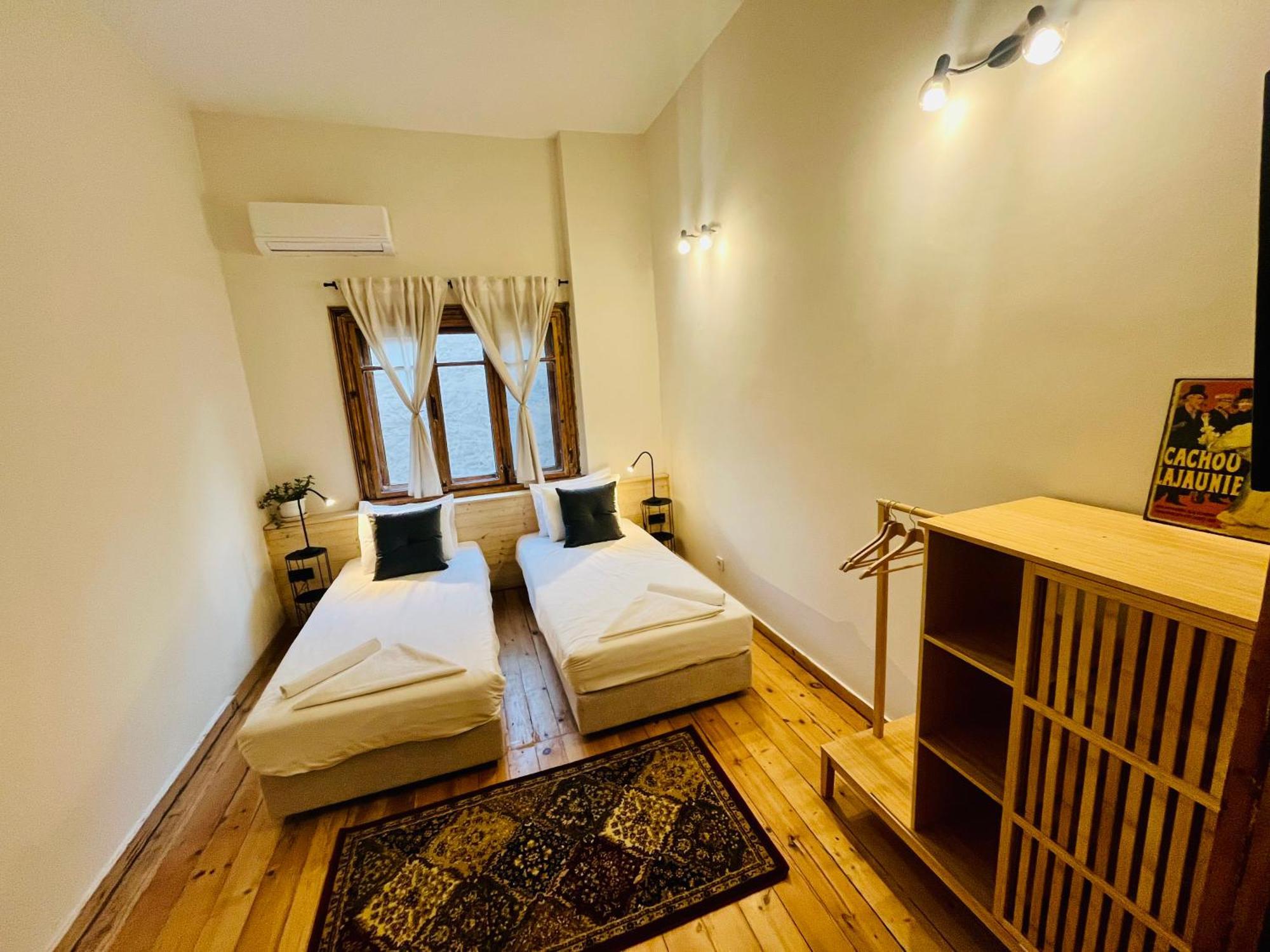 Skyler Vintage Apartments Plovdiv Esterno foto
