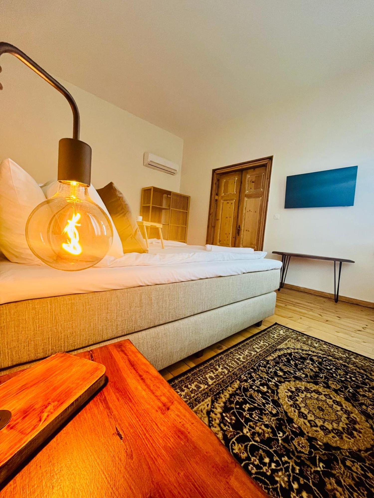 Skyler Vintage Apartments Plovdiv Esterno foto