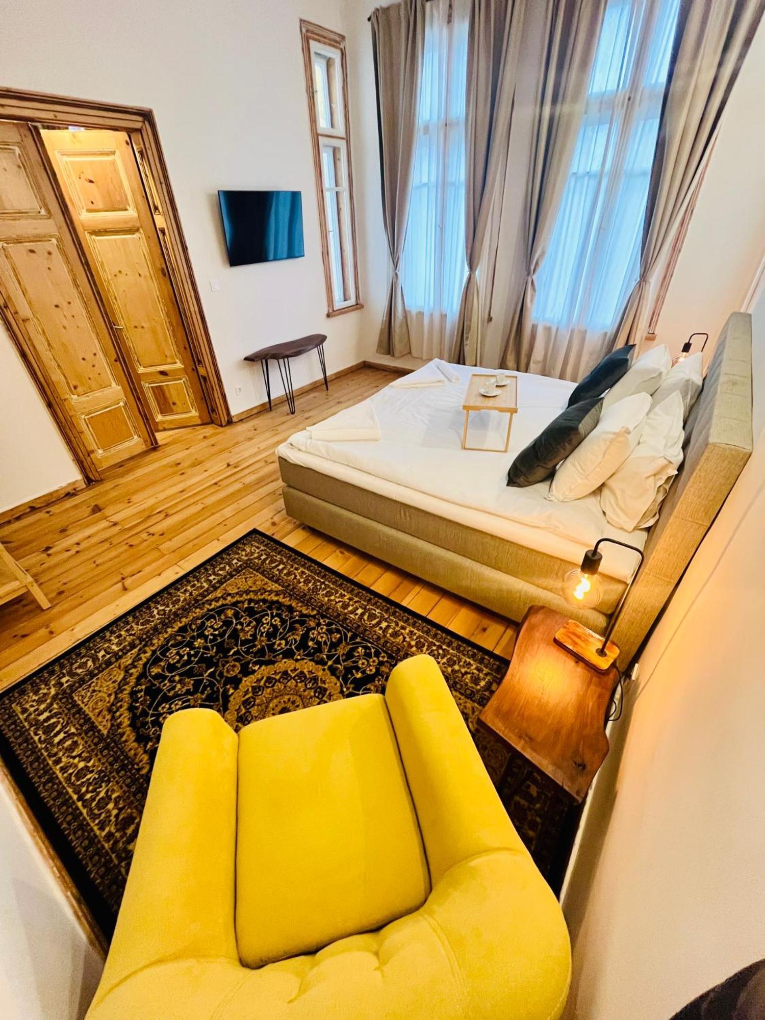 Skyler Vintage Apartments Plovdiv Esterno foto