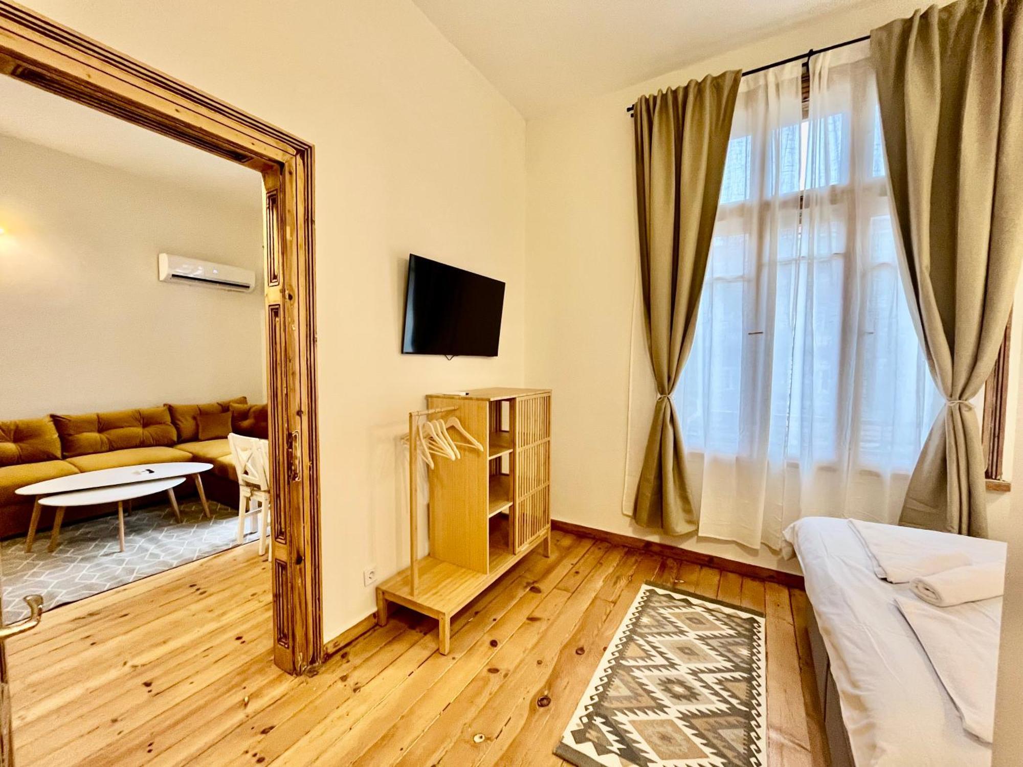 Skyler Vintage Apartments Plovdiv Esterno foto